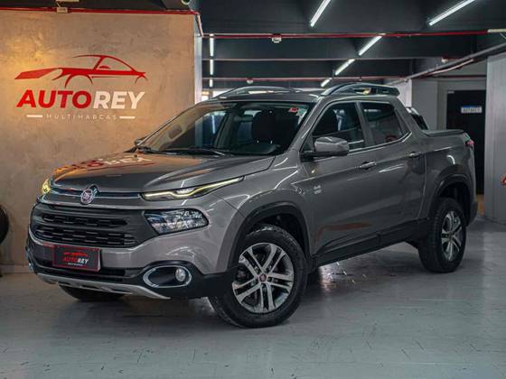 FIAT TORO 2.0 16V TURBO DIESEL FREEDOM 4WD AT9 FIAT TORO 2.0 16V TURBO DIESEL FREEDOM 4WD AT9